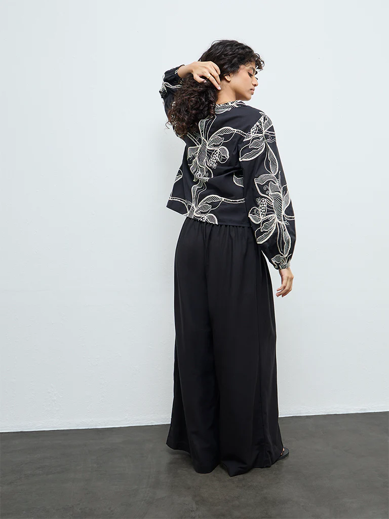 LOV Black High-Rise Flared Pants - Image 4