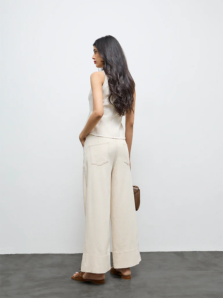 LOV Off-White High-Rise Jeans - Image 4
