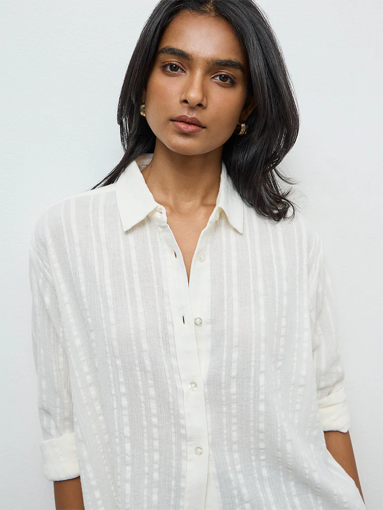 LOV Off-White Seersucker-Textured Cotton Shirt - Image 3