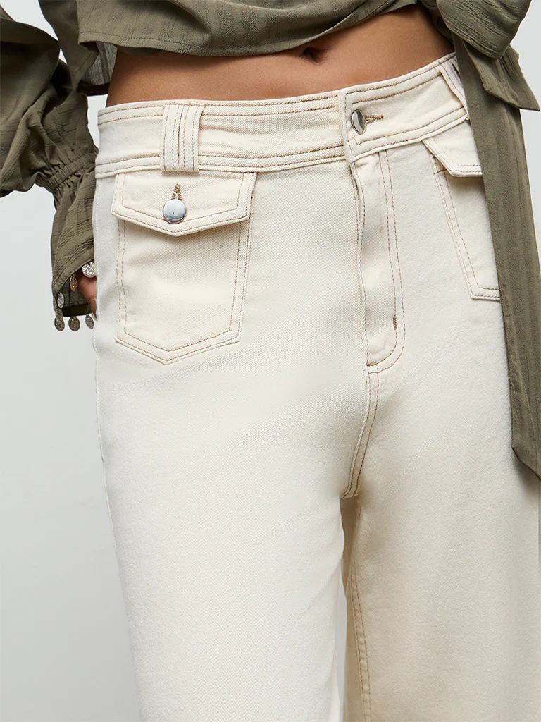 LOV Off-White Solid High-Rise Jeans - Image 3