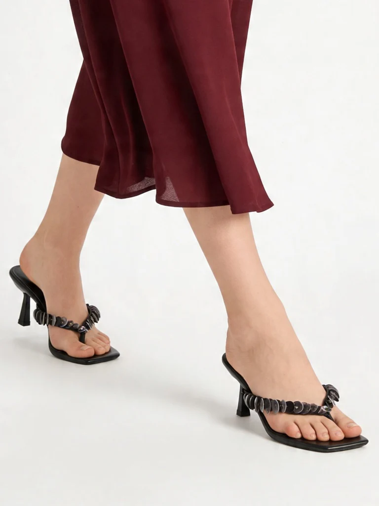 LUNA BLU Black Sequin-Detailed Thong-Strap Heel Sandals - Image 2