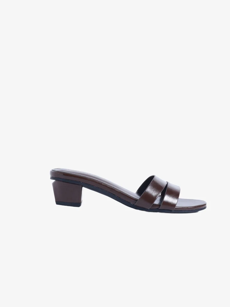 LUNA BLU Brown Double Strap Block Heel Mules - Image 4