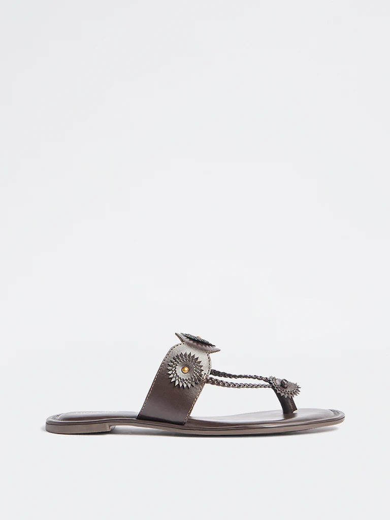 LUNA BLU Dark Brown Braided Kolhapuri Sandals - Image 2