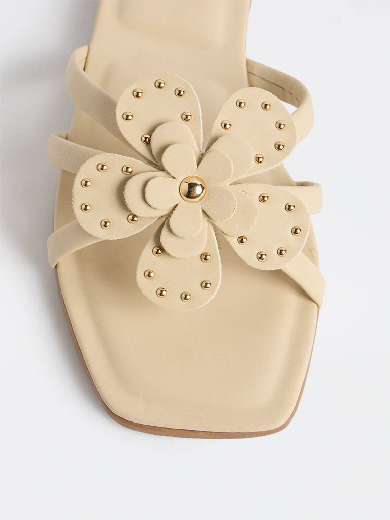 LUNA BLU Ivory Floral-Detailed Slides - Image 4