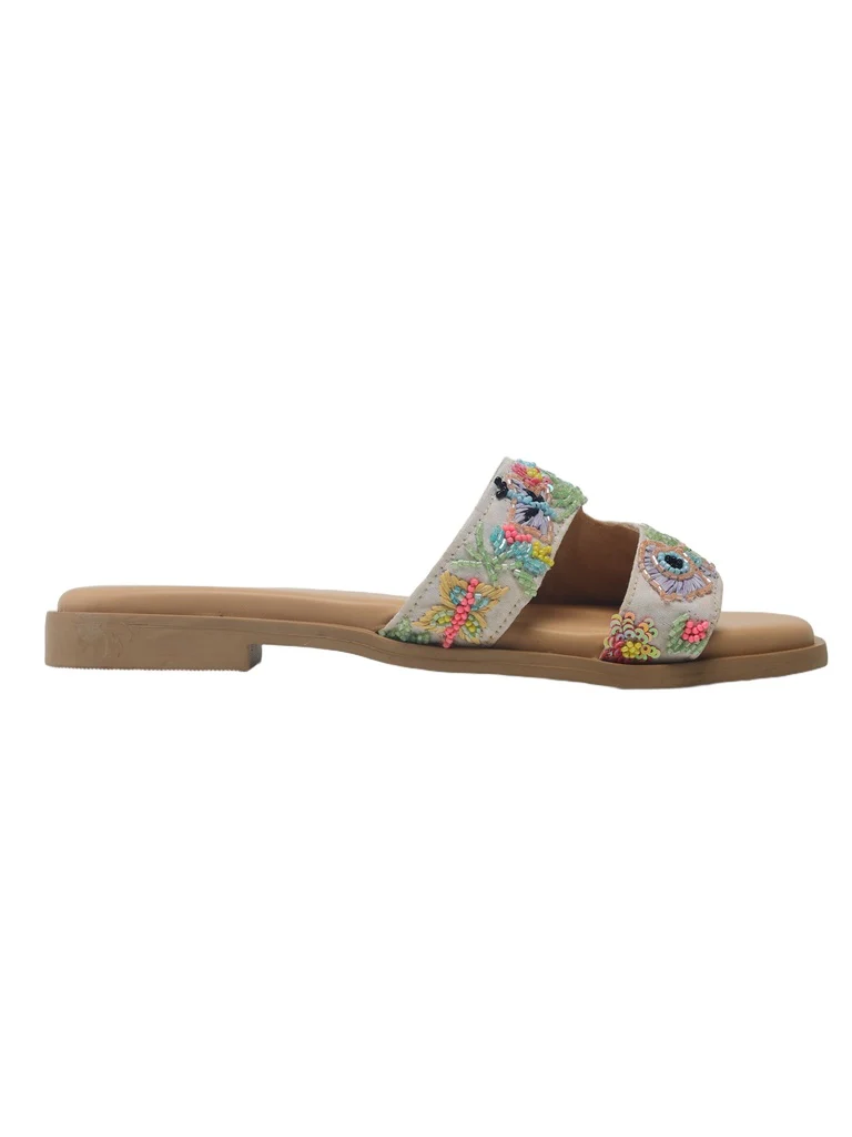 LUNA BLU Ivory Floral Embroidered Slip-On Sandals - Image 4