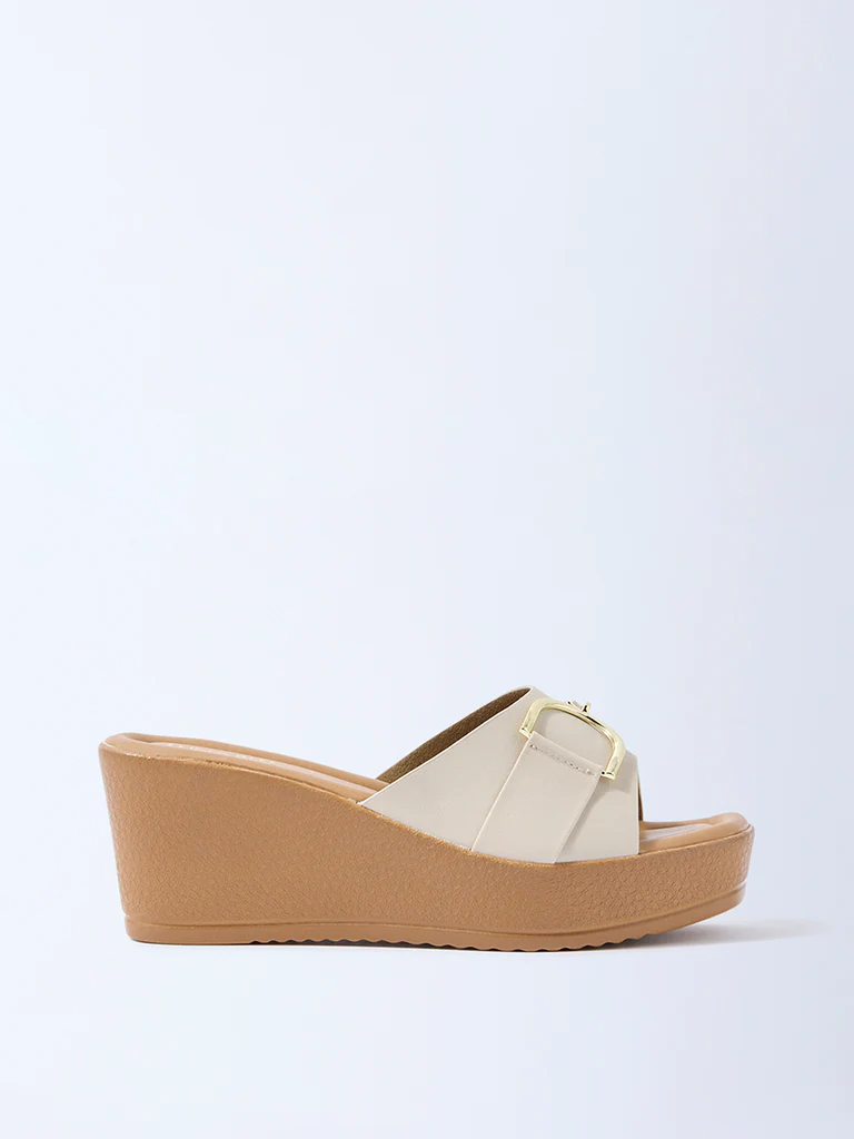 LUNA BLU Ivory Hardware-Detail Wedge-Heel Sandals