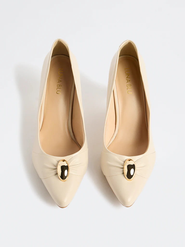 LUNA BLU Ivory Hardware-Detailed Stiletto Pump Shoes - Image 3