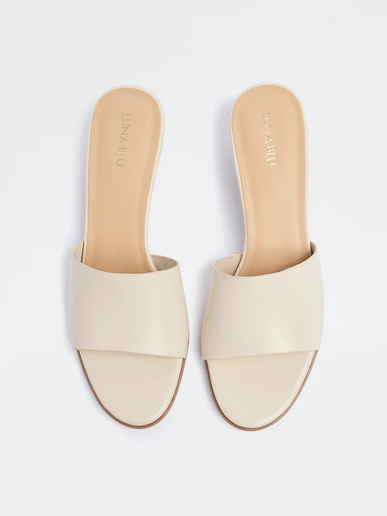 LUNA BLU Ivory Solid Heel Sandals - Image 3