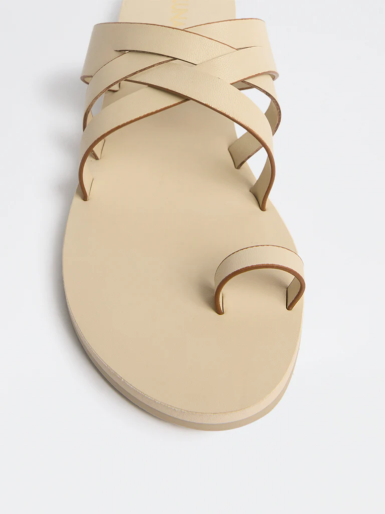LUNA BLU Ivory Toe-Ring Criss-Cross Sandals - Image 4