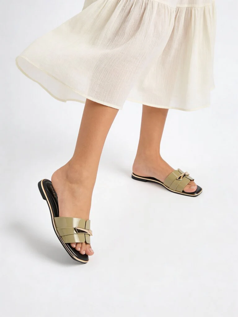 LUNA BLU Olive Metal-Detail Slides