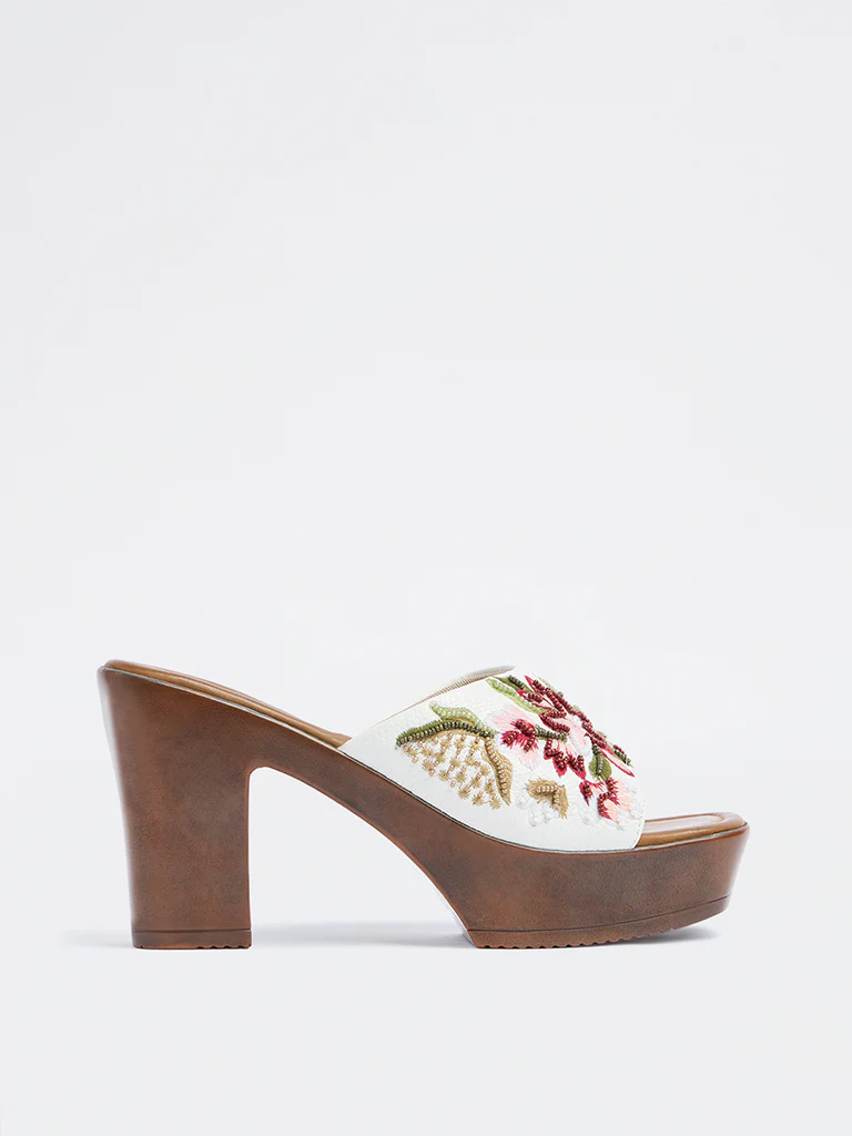 LUNA BLU Red Floral Embroidered Heel Sandals - Image 2