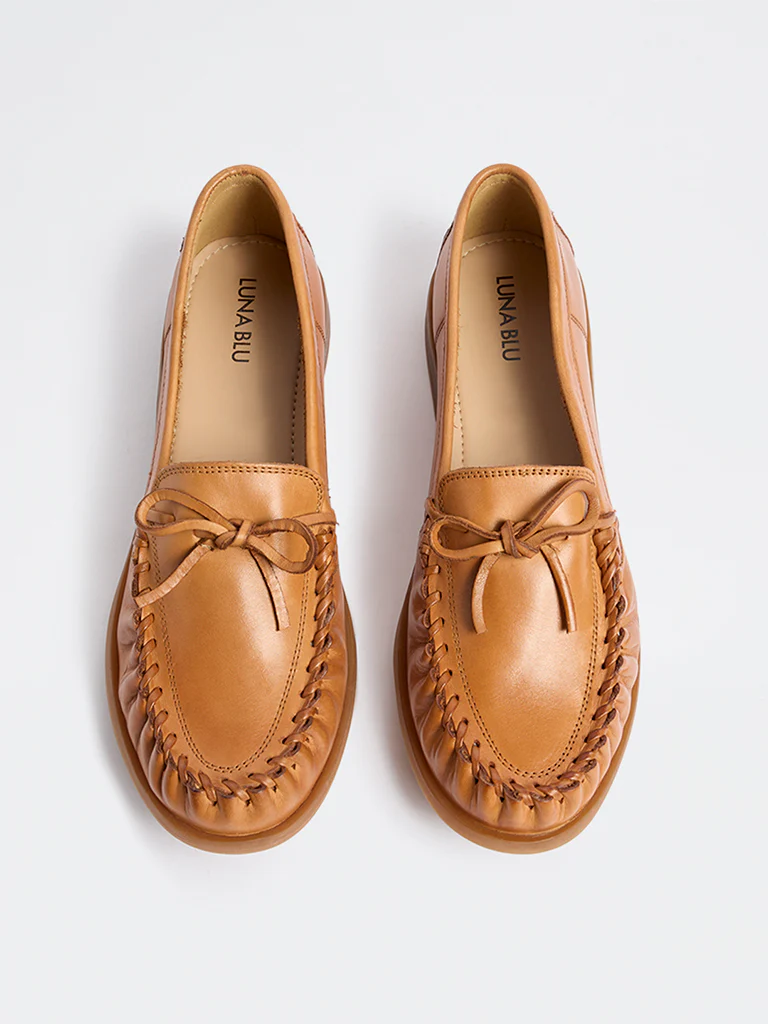 LUNA BLU Tan Bow-Detailed Loafers - Image 2