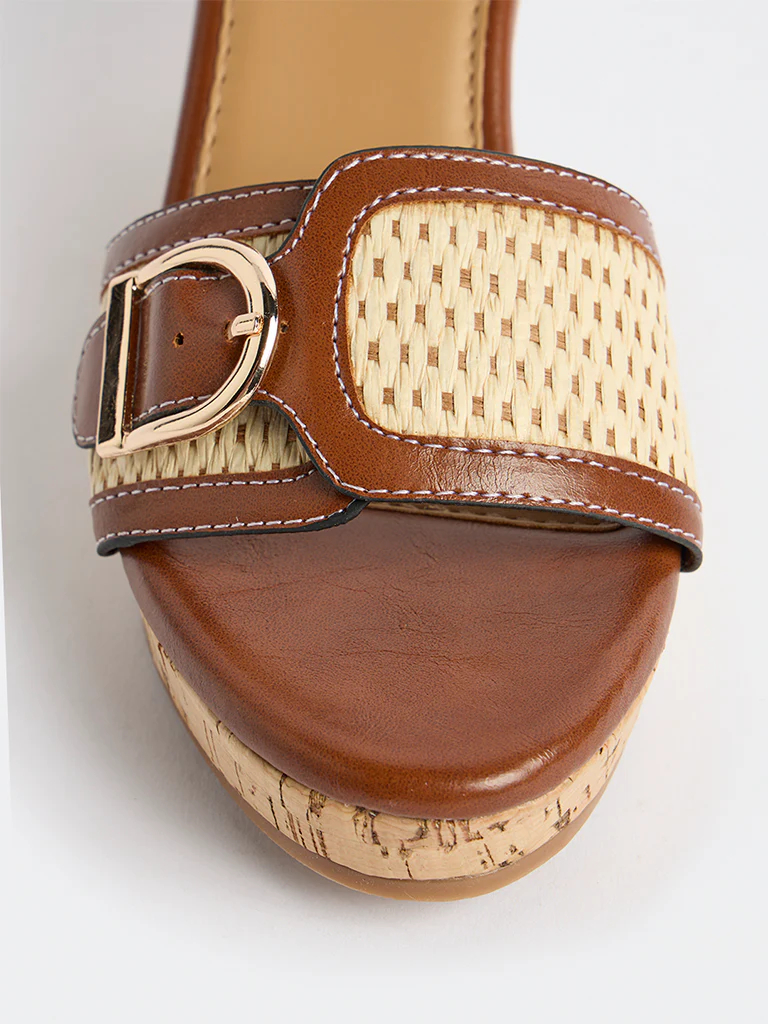 LUNA BLU Tan Buckle-Detailed Wedge-Heel Sandals - Image 3