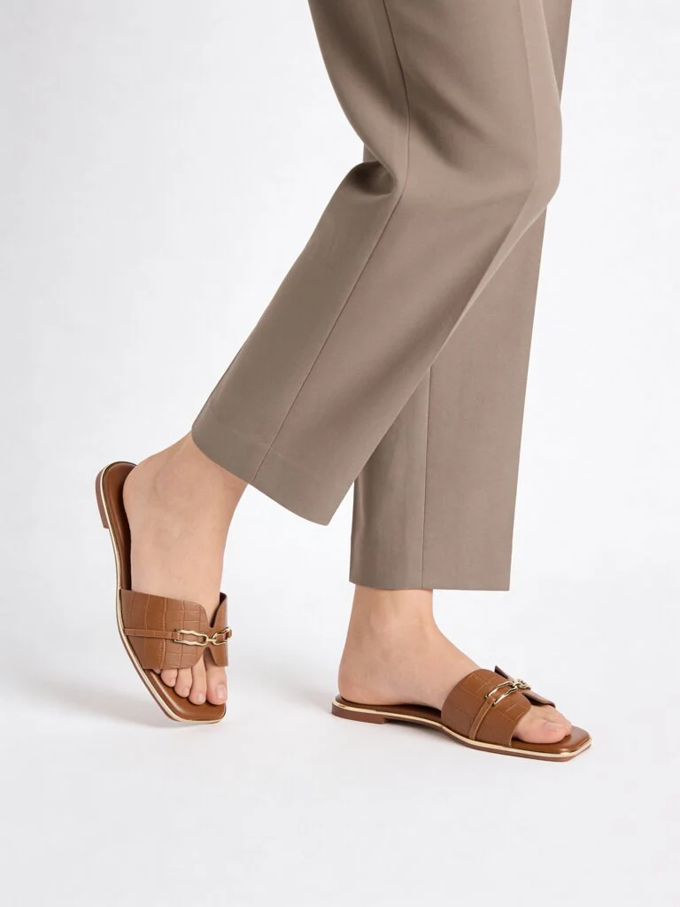LUNA BLU Tan Hardware-Detailed Slides