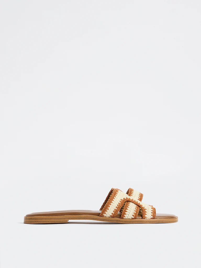 LUNA BLU Tan Knit-Textured Slides