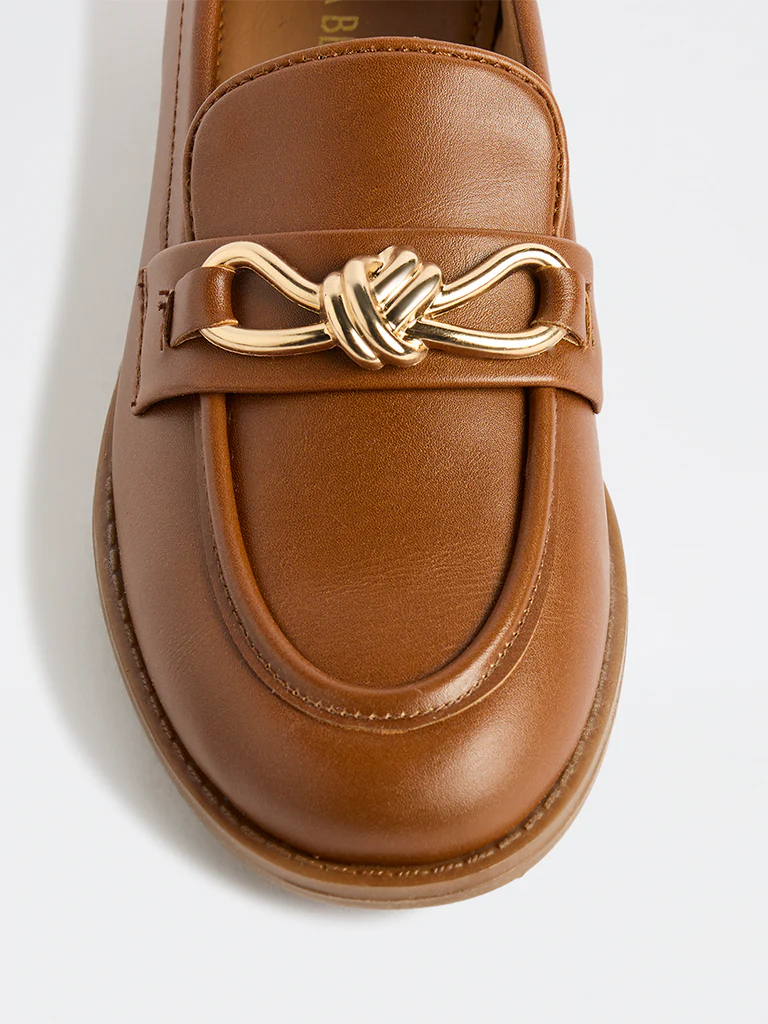 LUNA BLU Tan Metal-Detail Loafers - Image 3