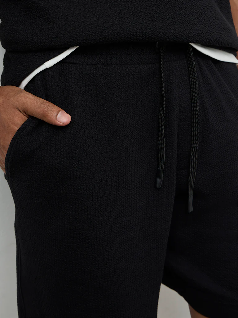 Nuoflexx Black Relaxed-Fit Mid-Rise Cotton-Blend Shorts - Image 3