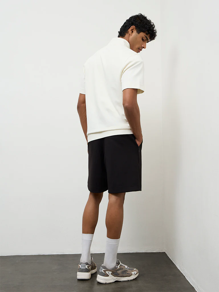 Nuoflexx Black Relaxed Fit Mid-Rise Shorts - Image 4