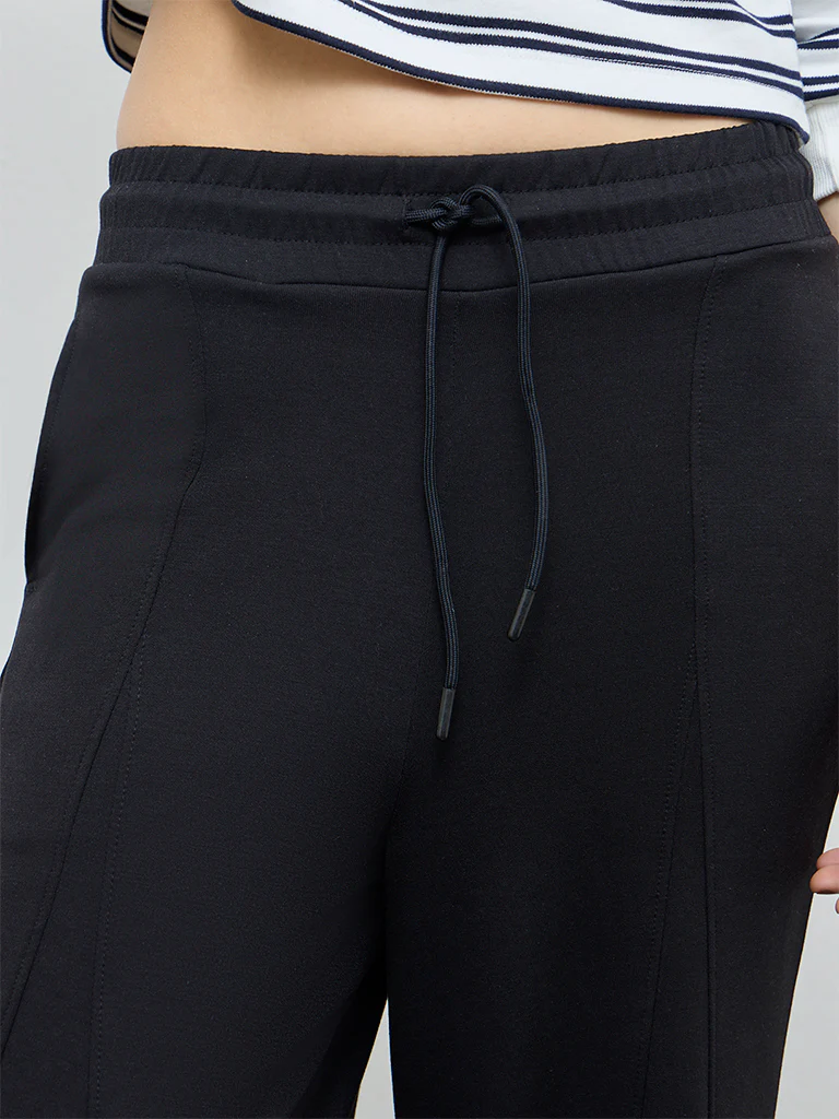 Nuoflexx Black Solid High-Rise Track Pants - Image 3