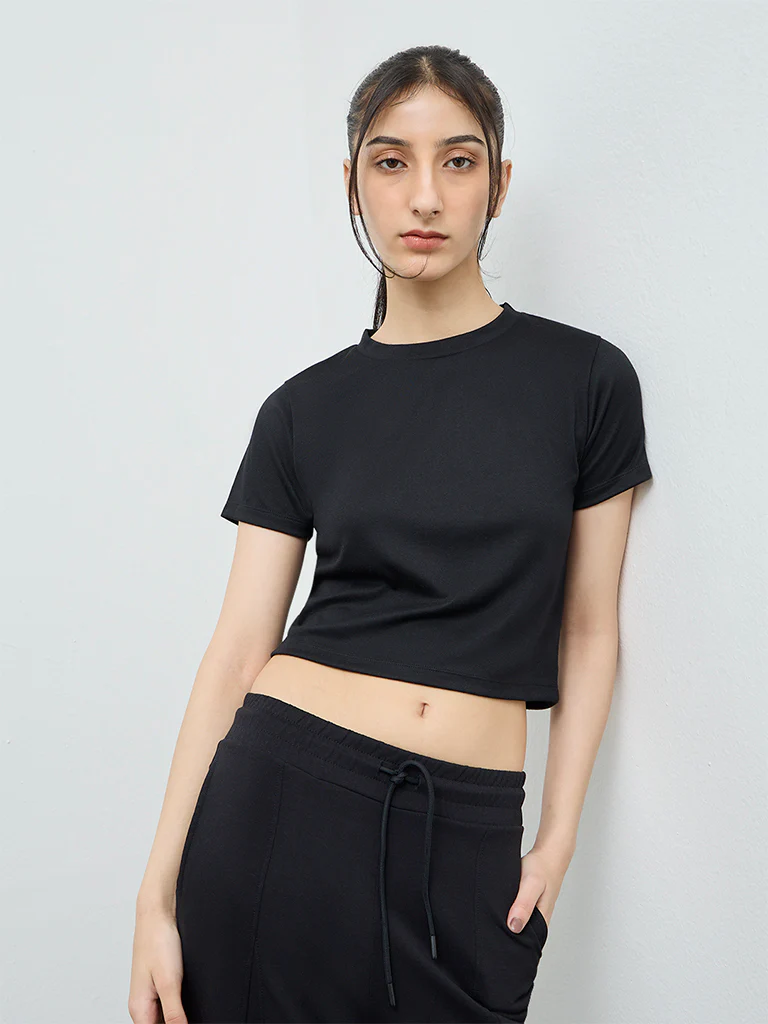 Nuoflexx Black Solid T-Shirt - Image 2
