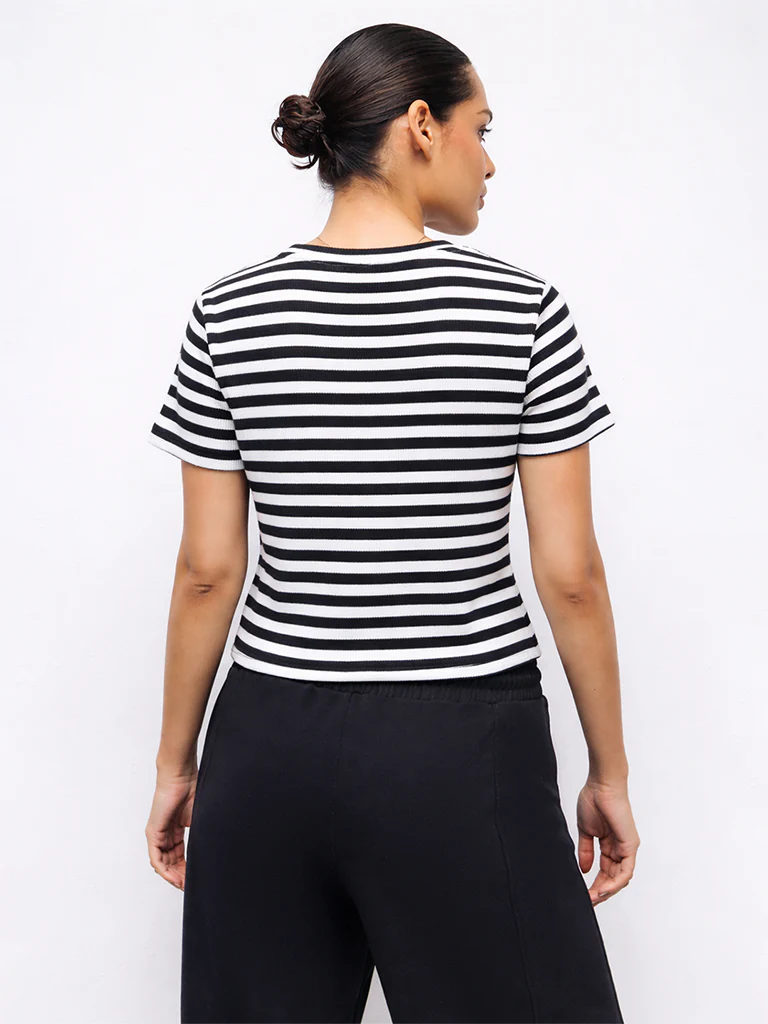 Nuoflexx Black Striped Cotton-Blend T-Shirt - Image 4