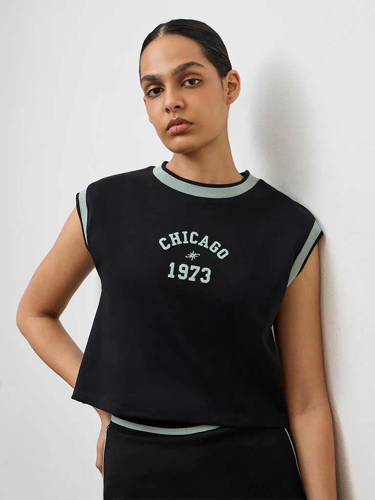 Nuoflexx Black Text Printed Cotton-Blend T-Shirt