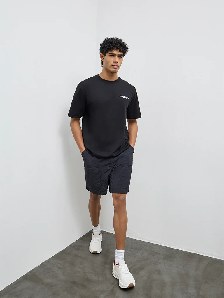 Nuoflexx Black Typographic Relaxed-Fit Cotton-Blend T-Shirt - Image 3