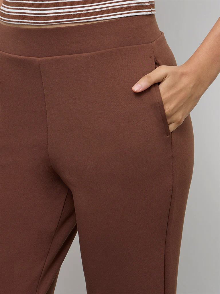 Nuoflexx Brown High-Rise Pants - Image 3