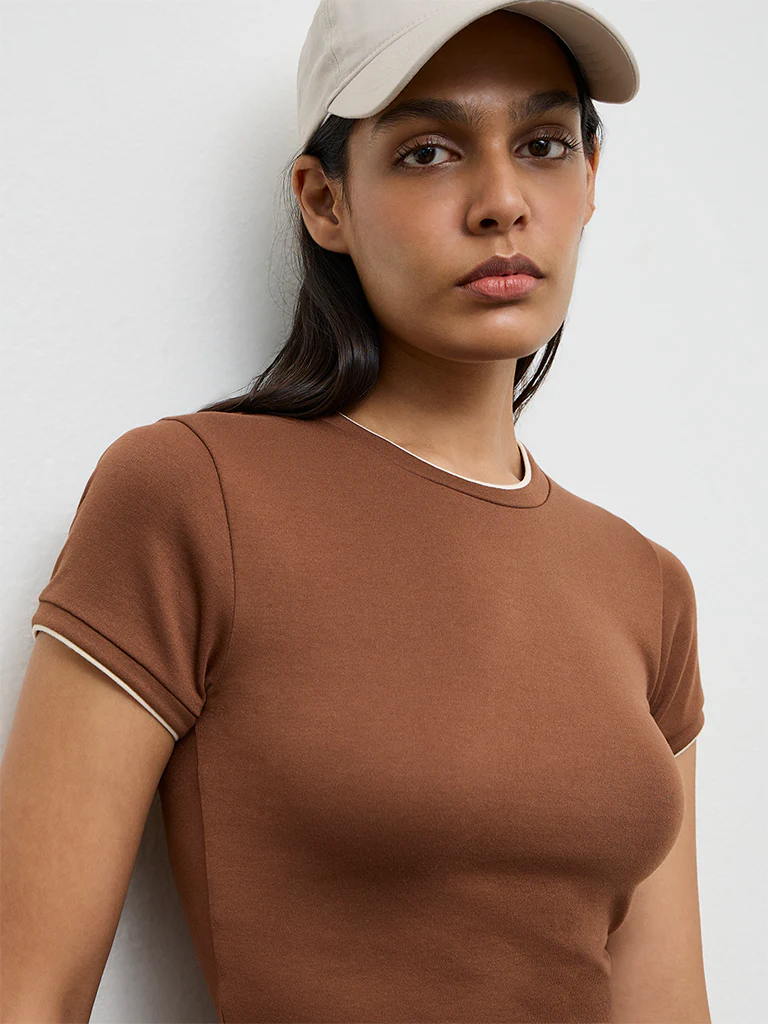 Nuoflexx Brown Solid T-Shirt - Image 3