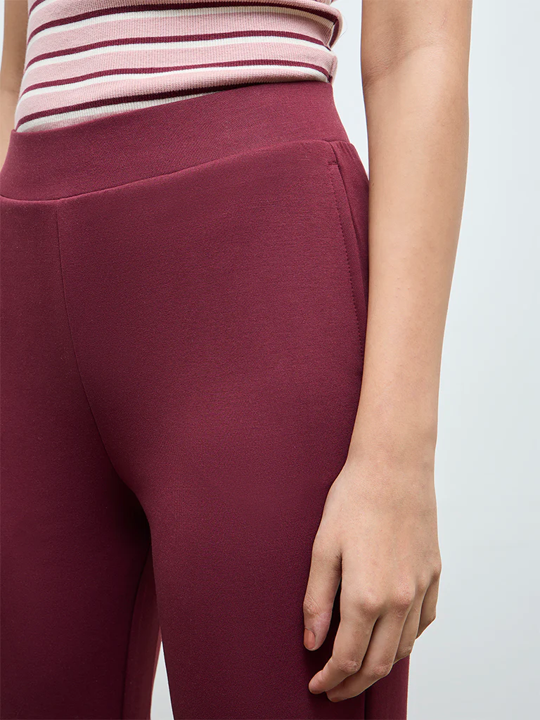 Nuoflexx Burgundy Solid Mid-Rise Yoga Pants - Image 3