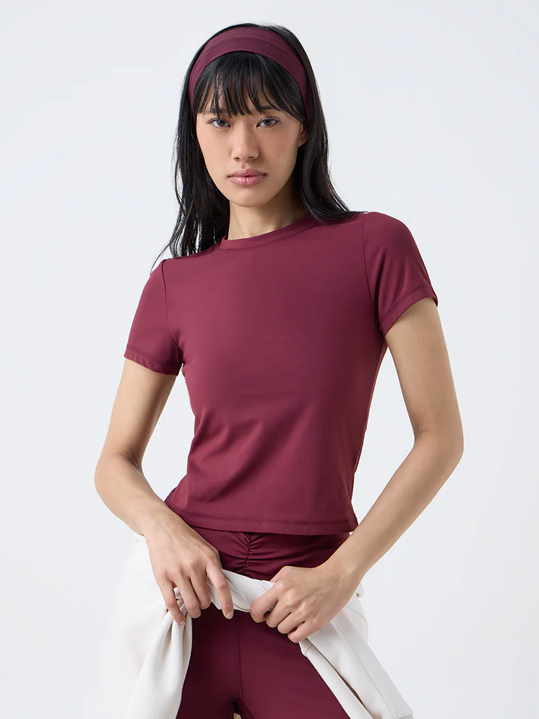 Nuoflexx Burgundy Solid T-Shirt