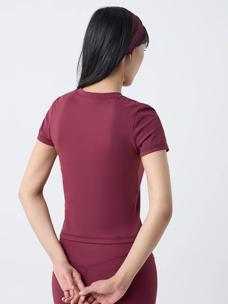 Nuoflexx Burgundy Solid T-Shirt - Image 4