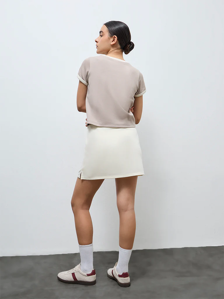 Nuoflexx Cream Solid High-Rise Skirt - Image 4