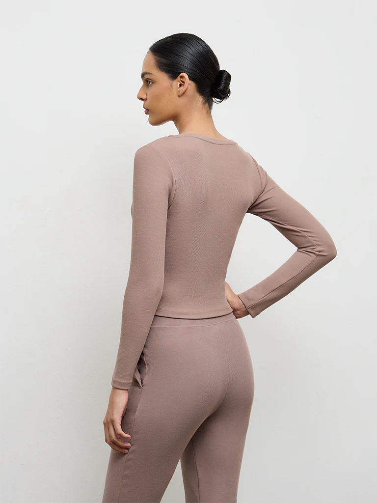 Nuoflexx Dusty Brown Ribbed Top - Image 4