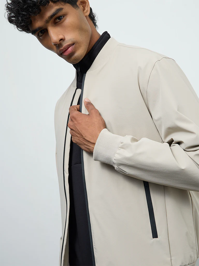 Nuoflexx Light Beige Relaxed-Fit Bomber Jacket - Image 4