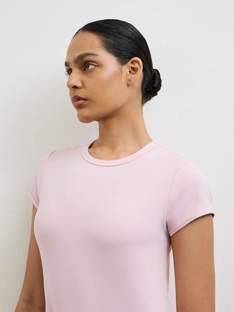 Nuoflexx Light Pink Solid T-Shirt - Image 3