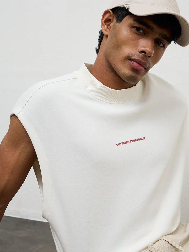 Nuoflexx Off-White Text Printed Relaxed Fit T-Shirt - Image 4