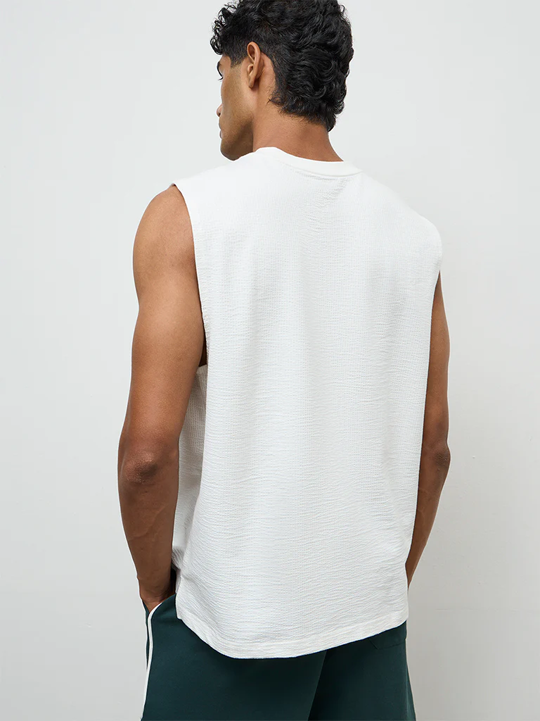 Nuoflexx Off-White Textured Relaxed-Fit Cotton-Blend T-Shirt - Image 5