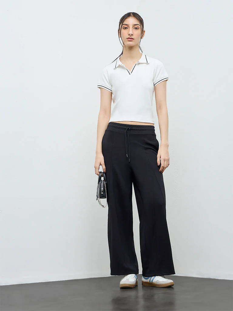 Nuoflexx Off-White Textured T-Shirt - Image 2
