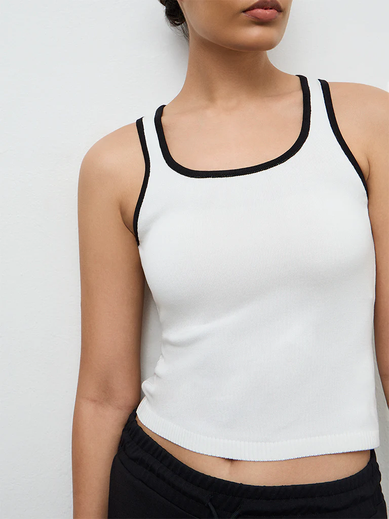Nuoflexx Off-White Textured T-Shirt - Image 3