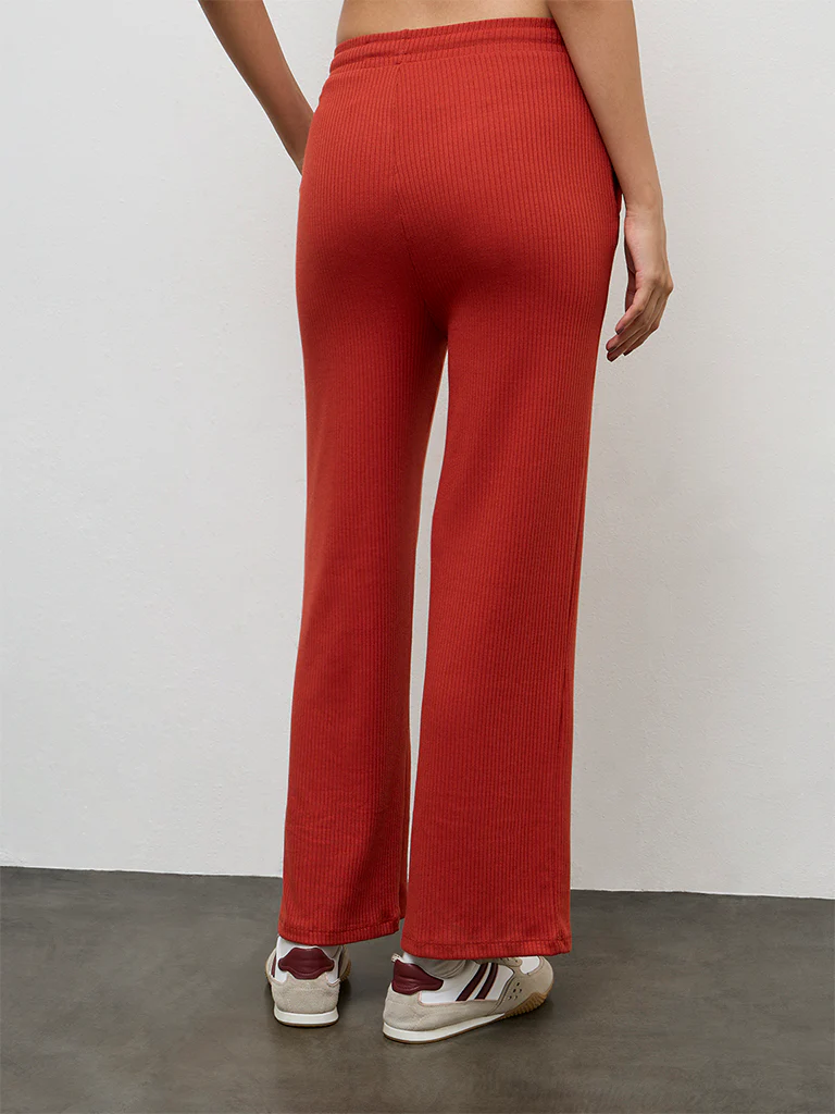 Nuoflexx Red Ribbed-Textured High-Rise Pants - Image 4