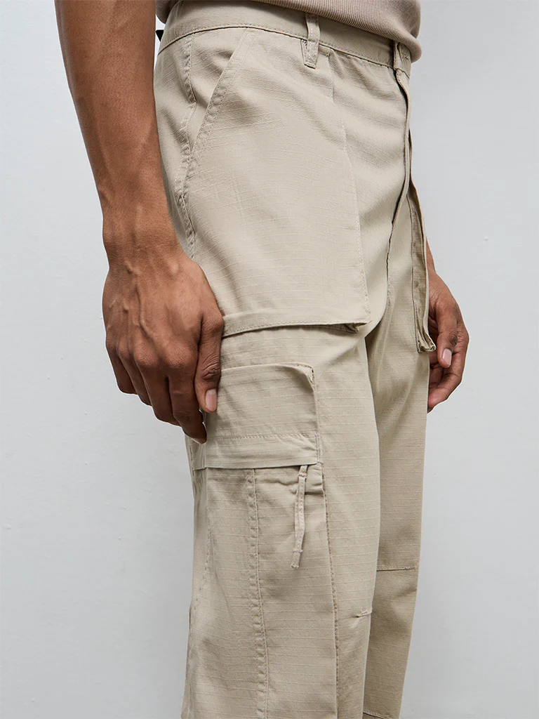 Nuon Beige Relaxed-Fit Mid-Rise Cotton Cargo Pants - Image 4