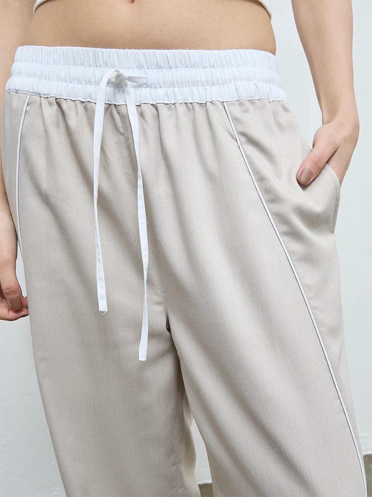 Nuon Beige Solid High-Rise Trousers - Image 3