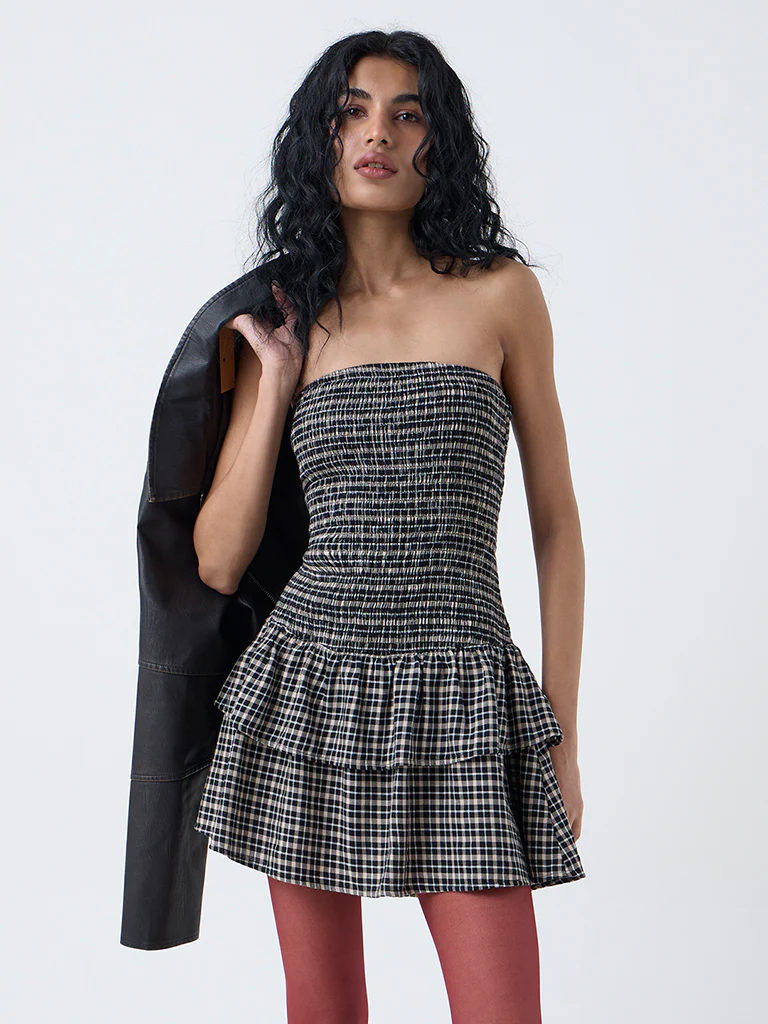 Nuon Black Checks Printed Smocked Cotton Tube Dress - Image 2