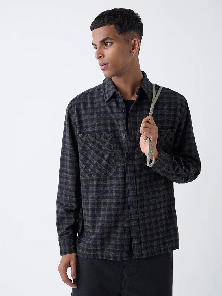 Nuon Black Checks Pattern Relaxed-Fit Cotton Shirt - Image 2