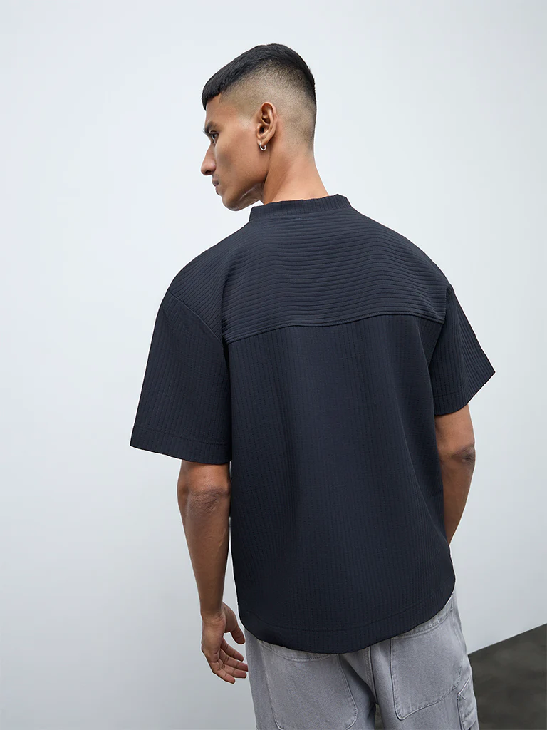 Nuon Black Numerical Printed Relaxed-Fit T-Shirt - Image 4