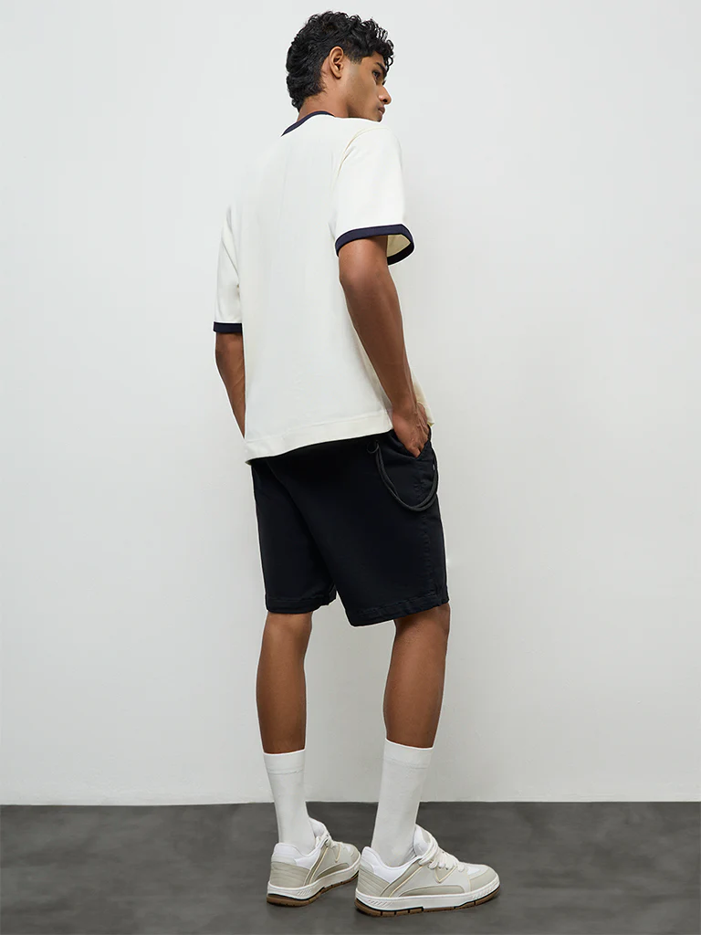 Nuon Black Relaxed-Fit Mid-Rise Shorts - Image 5