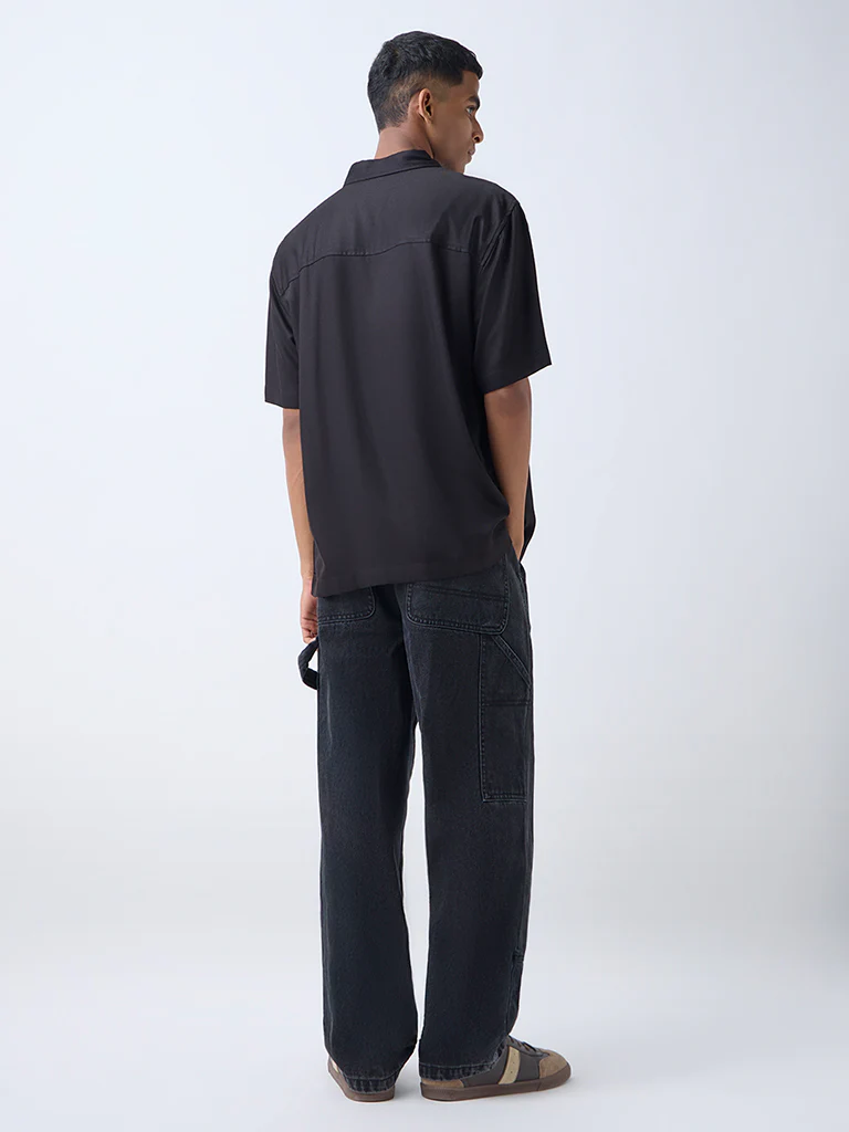 Nuon Black Solid Relaxed-Fit Shirt - Image 4