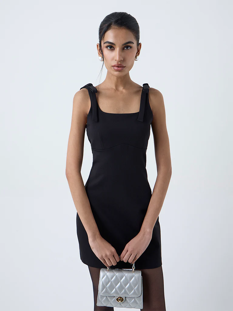 Nuon Black Solid Sheath Dress - Image 3