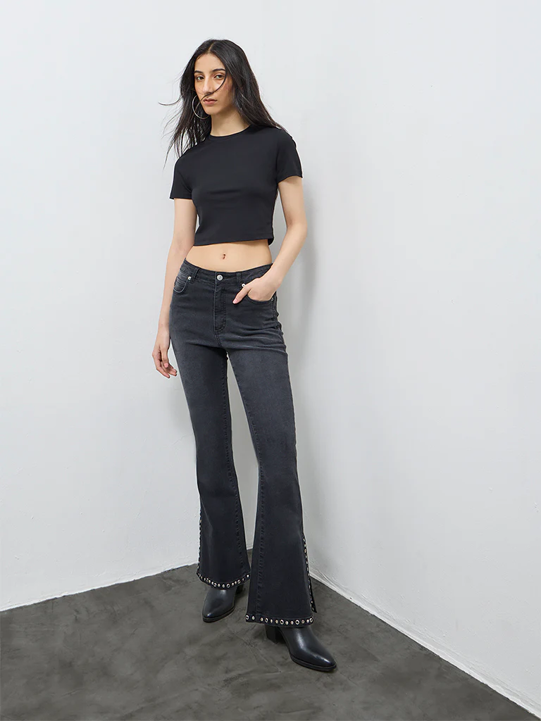 Nuon Black Solid T-Shirt